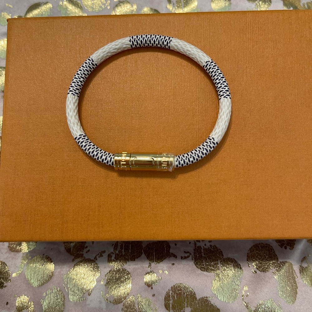 Louis Vuitton Bracelet